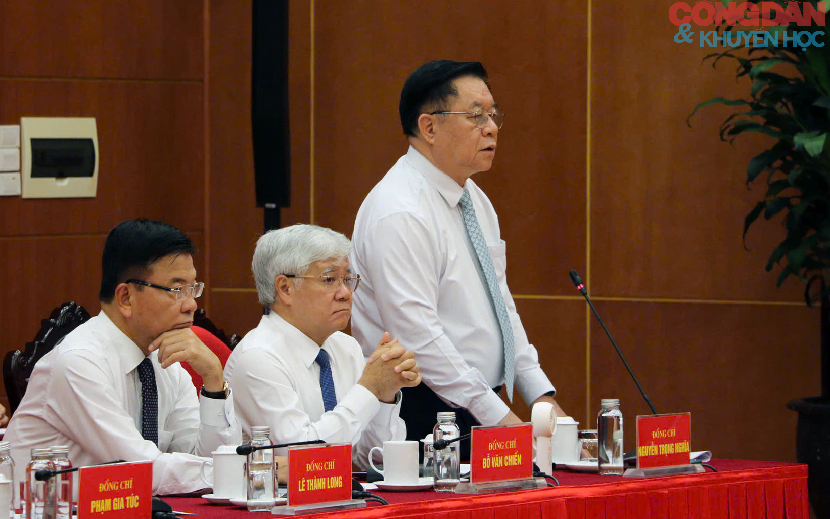 Tổng Bí thư Tô Lâm gặp mặt Ban Thường vụ Trung ương Hội Khuyến học Việt Nam - Ảnh 8.