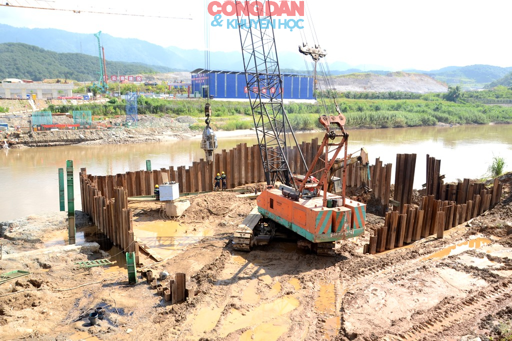Gỡ khó, đẩy nhanh tiến độ xây dựng đường vành đai và cầu biên giới Việt – Trung ở Lào Cai - Ảnh 6.