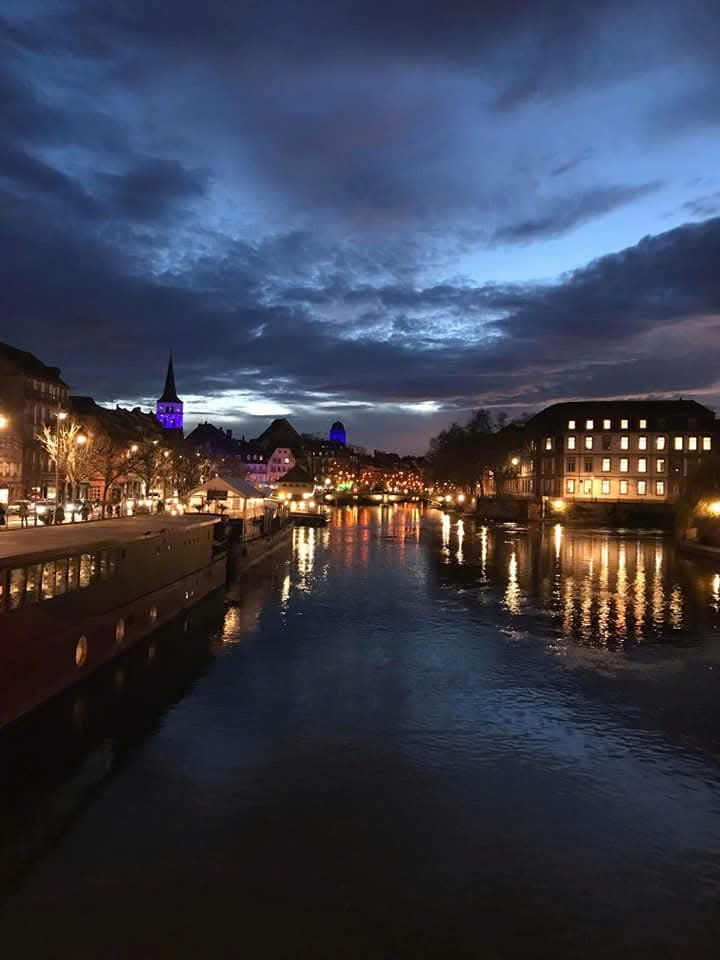 Lạc lối ở Strasbourg, thành phố cổ kính với nét đẹp ưu tư ở nước Pháp - Ảnh 3.