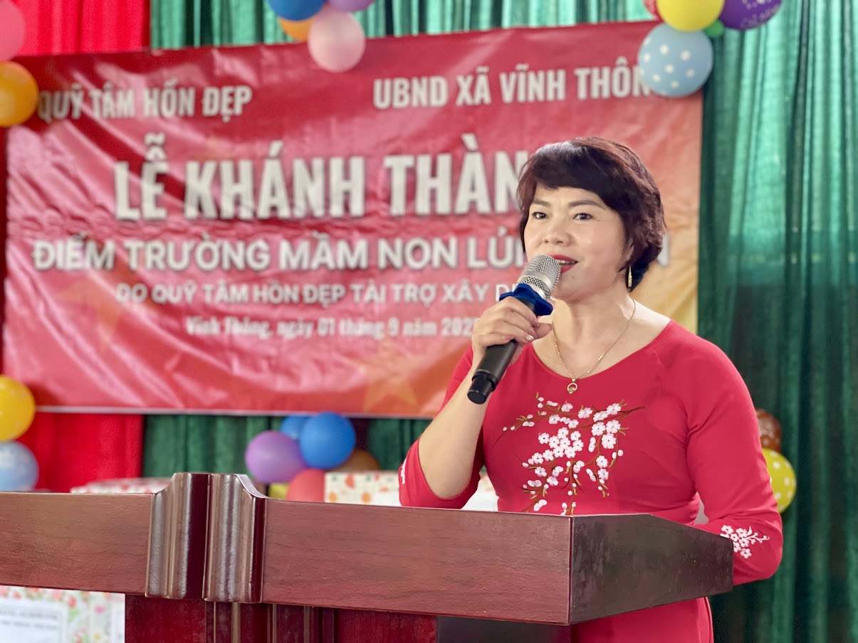 Ngày tựu trường đặc biệt của 80 em nhỏ vùng cao Lủng Siên - Ảnh 12.
