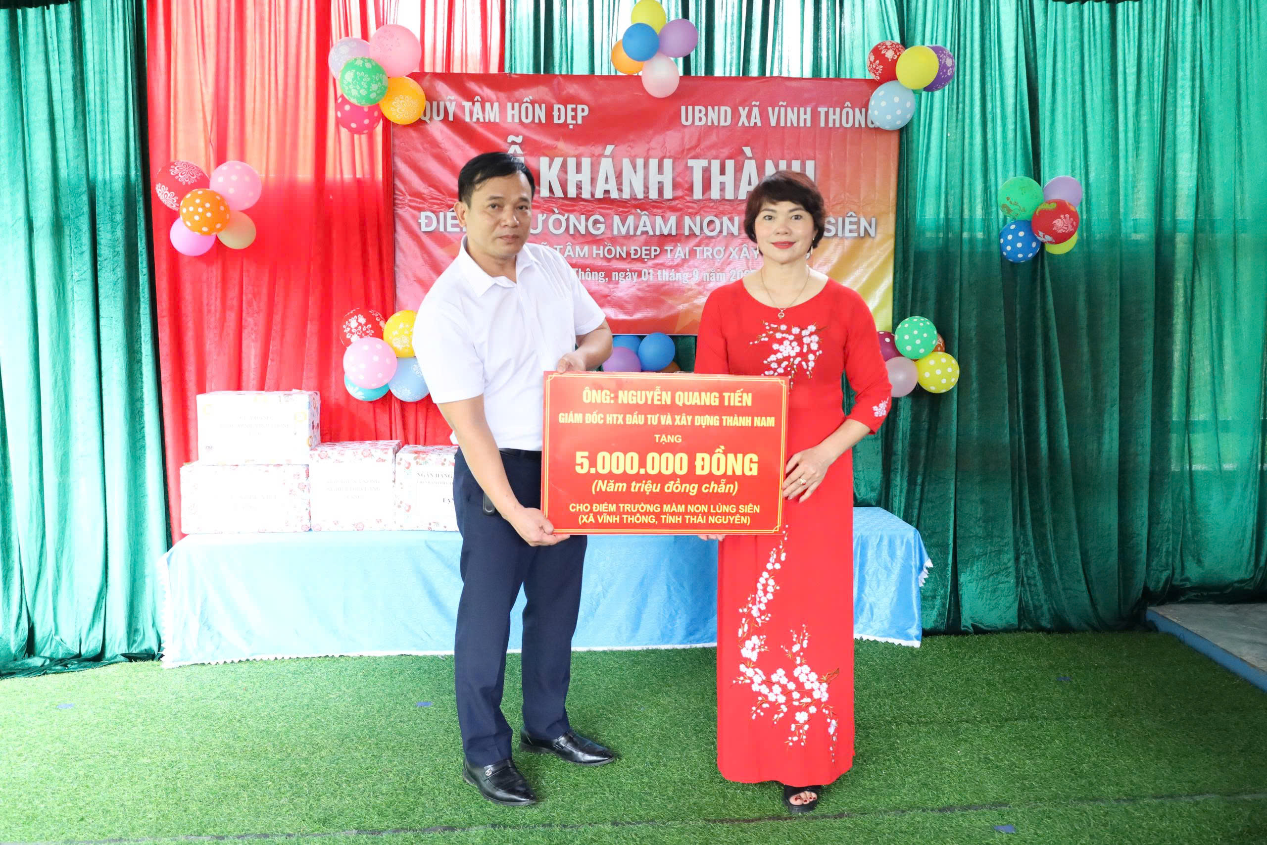 Ngày tựu trường đặc biệt của 80 em nhỏ vùng cao Lủng Siên - Ảnh 17.