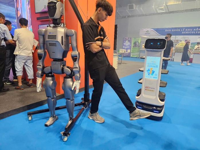 Xu hướng ứng dụng robot tại nơi làm việc- Ảnh 1. Xu hướng ứng dụng robot tại nơi làm việc- Ảnh 1.