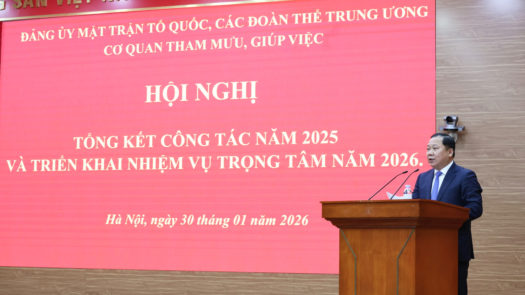 Ch&igrave;a kh&oacute;a th&agrave;nh c&ocirc;ng của Cơ quan tham mưu, gi&uacute;p việc, Đảng ủy MTTQ, c&aacute;c đo&agrave;n thể Trung ương- Ảnh 2.