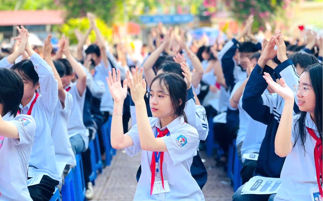 Sơn La r&uacute;t phương &aacute;n thi lớp 10 với tổ hợp 6 m&ocirc;n v&igrave; "chưa ph&ugrave; hợp" - Ảnh 2.