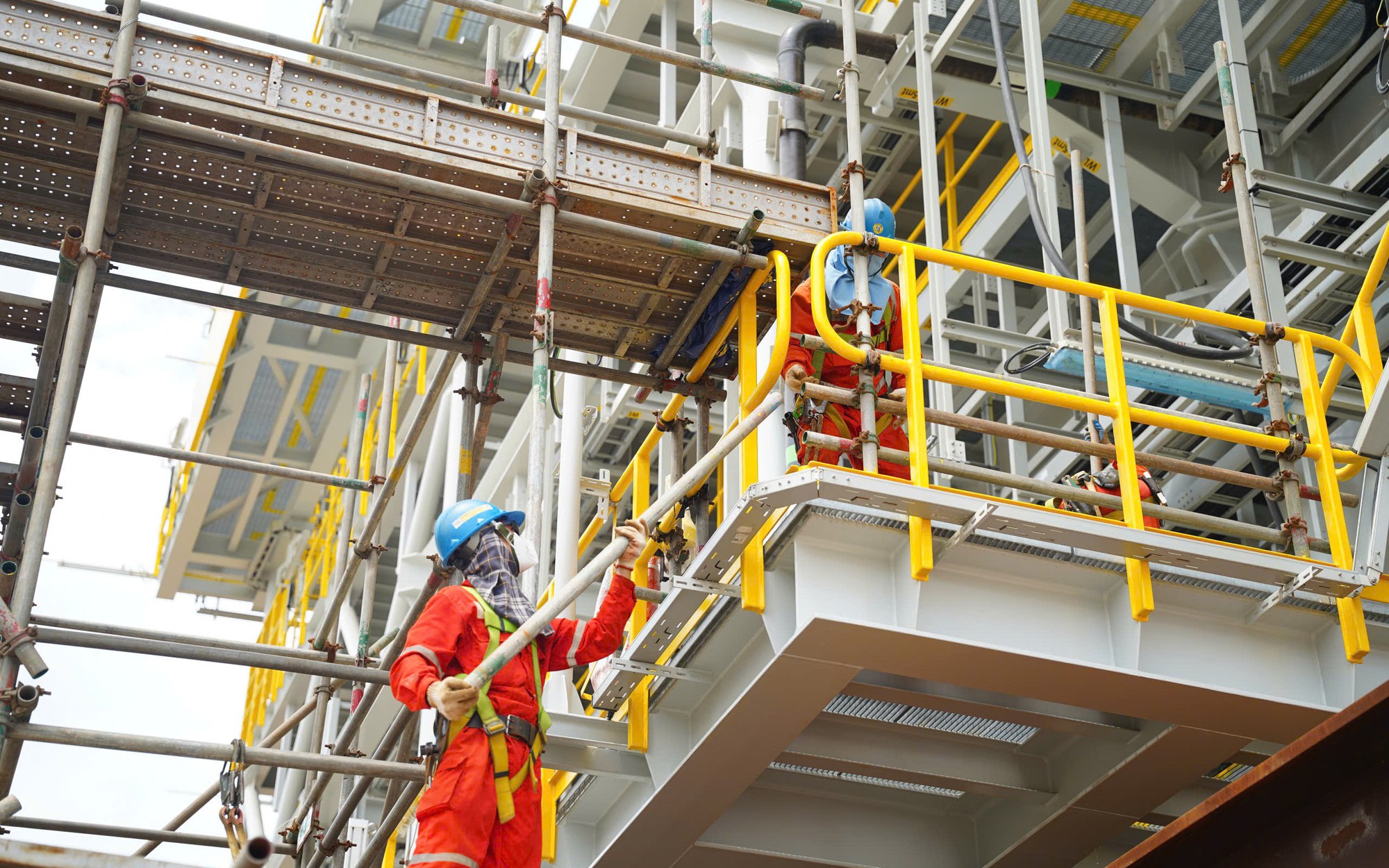 Petrovietnam đối thoại c&ugrave;ng c&aacute;c tập đo&agrave;n năng lượng h&agrave;ng đầu thế giới - Ảnh 1.