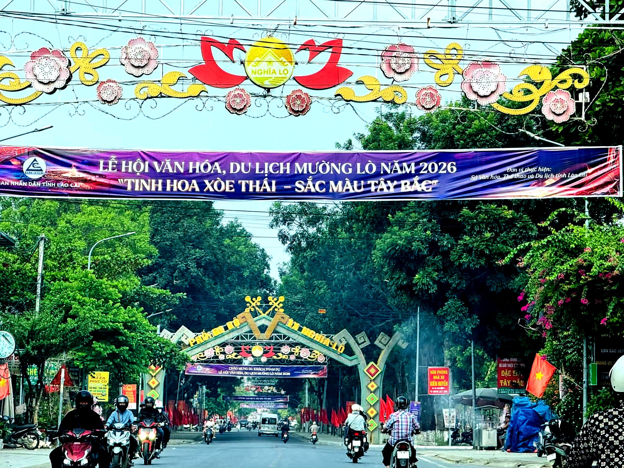 Lễ hội Mường L&ograve; t&ocirc;n vinh tinh hoa x&ograve;e Th&aacute;i - Ảnh 21.