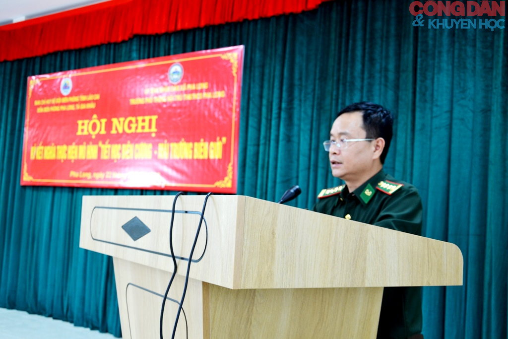 Đồn biên phòng Pha Long và Tả Gia Khâu kết nghĩa với Trường phổ thông nội trú TH và THCS Pha Long - Ảnh 3.