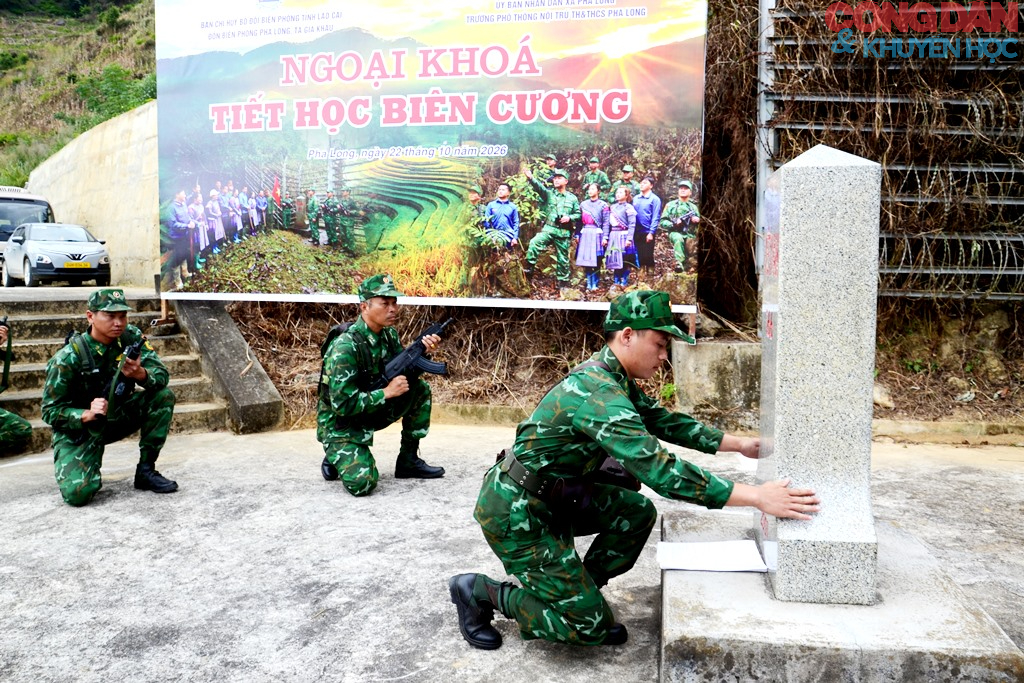 Đồn biên phòng Pha Long và Tả Gia Khâu kết nghĩa với Trường phổ thông nội trú TH và THCS Pha Long - Ảnh 11.