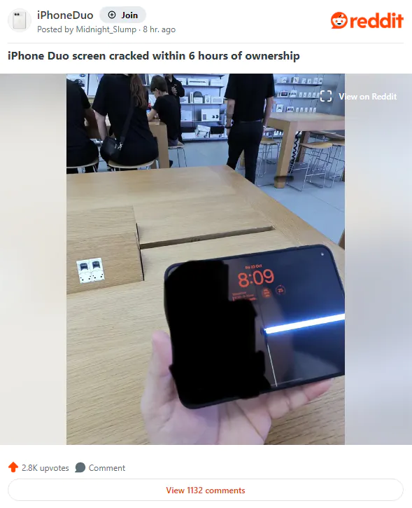 iPhone Duo gần 2.000 USD nứt m&agrave;n h&igrave;nh sau chưa đầy 20 lần gập mở - Ảnh 1.