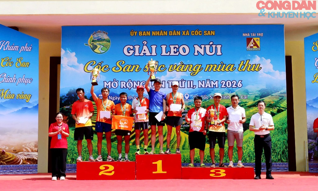 Lào Cai: Gần 700 VĐV leo núi trên thảm vàng mùa thu Cốc San - Ảnh 17.