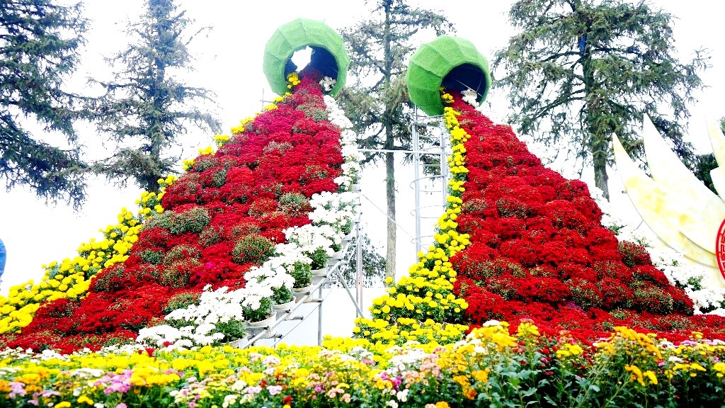 Sa Pa rực rỡ sắc m&agrave;u đ&oacute;n xu&acirc;n, vui Tết - Ảnh 12.