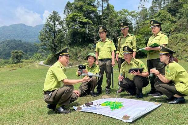 Giữ vững màu xanh Hoàng Liên bằng tri thức và tình yêu với rừng - Ảnh 5.