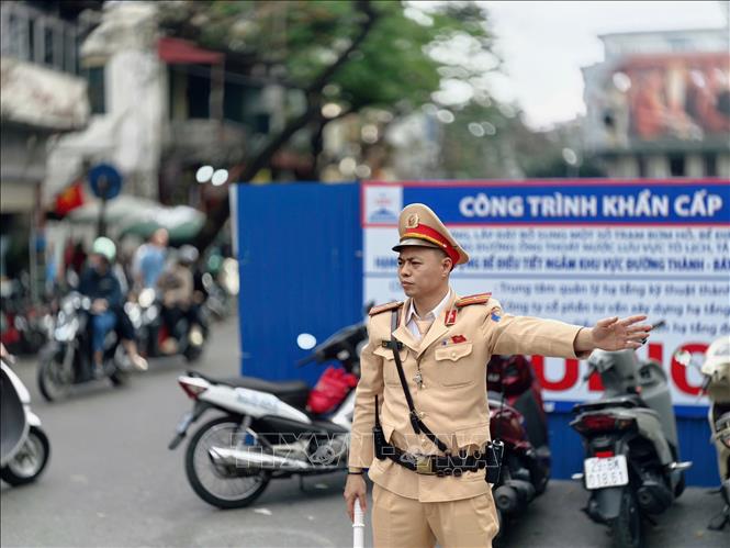 Camera AI H&agrave; Nội ph&aacute;t hiện 4.007 trường hợp vi phạm giao th&ocirc;ng trong 7 ng&agrave;y - Ảnh 1.