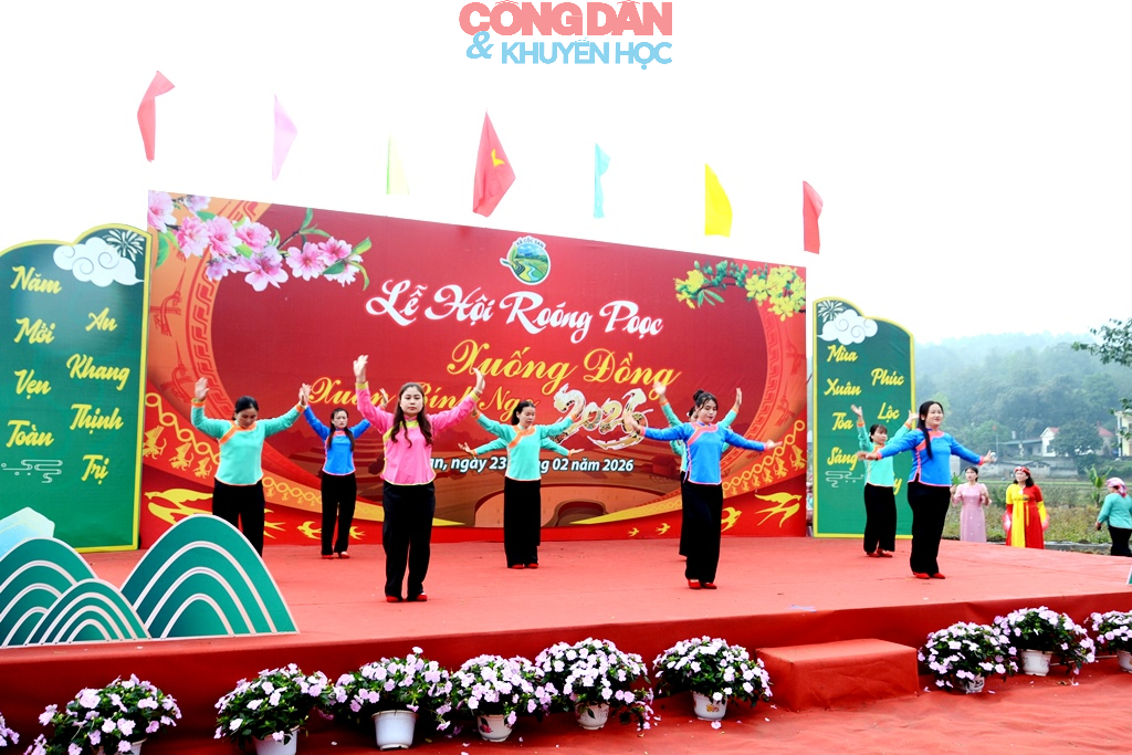 Đồng bào Giáy ở Cốc San tưng bừng hội xuống đồng đầu năm mới - Ảnh 21.