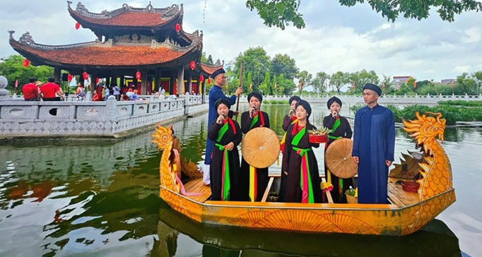 Du lịch Bắc Ninh: Đi một giờ từ H&agrave; Nội, chạm v&agrave;o miền di sản - Ảnh 1.