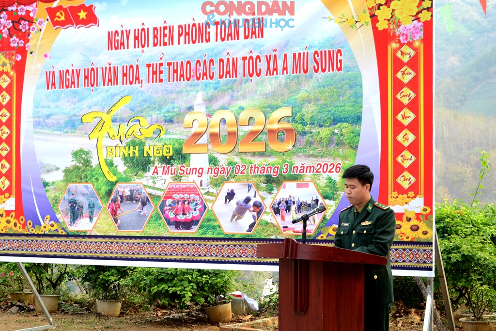 Rộn ràng ngày hội “Biên phòng toàn dân” ở Lũng Pô, nơi con sông Hồng chảy vào đất Việt