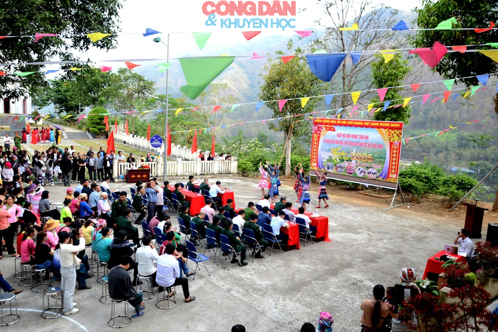 Rộn ràng ngày hội “Biên phòng toàn dân” ở Lũng Pô, nơi con sông Hồng chảy vào đất Việt - Ảnh 4.