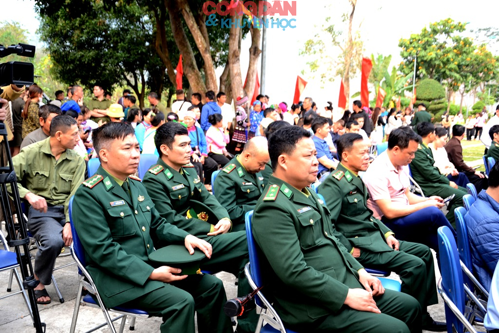 Rộn ràng ngày hội “Biên phòng toàn dân” ở Lũng Pô, nơi con sông Hồng chảy vào đất Việt - Ảnh 7.