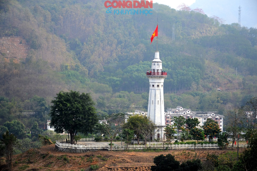 Rộn ràng ngày hội “Biên phòng toàn dân” ở Lũng Pô, nơi con sông Hồng chảy vào đất Việt - Ảnh 15.