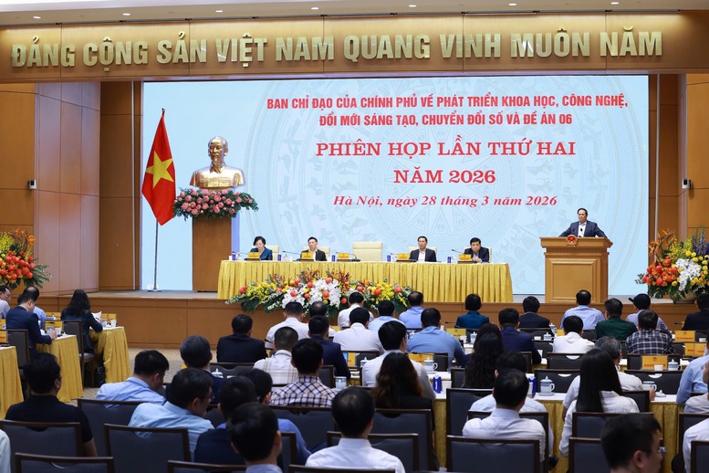 Bộ Nội vụ th&ocirc;ng tin về việc x&acirc;y dựng phương &aacute;n điều chỉnh tăng lương cơ sở năm 2026 - Ảnh 1.