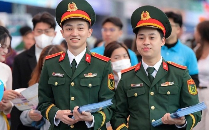 Th&ecirc;m phương thức x&eacute;t tuyển v&agrave;o c&aacute;c trường qu&acirc;n đội năm 2026 - Ảnh 2.