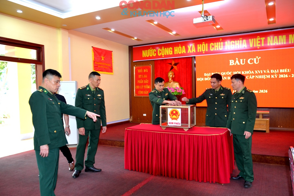 Bộ đội Bi&ecirc;n ph&ograve;ng L&agrave;o Cai sẵn s&agrave;ng cho ng&agrave;y bầu cử   - Ảnh 3.
