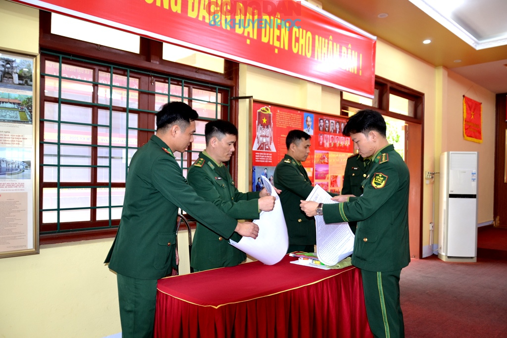 Bộ đội Bi&ecirc;n ph&ograve;ng L&agrave;o Cai sẵn s&agrave;ng cho ng&agrave;y bầu cử   - Ảnh 9.