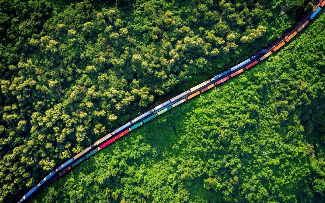 Đường sắt tăng tàu lễ 30/4 - 1/5, ưu đãi vé cho sinh viên - Ảnh 1.