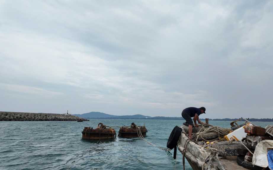 Kh&ocirc;ng kh&iacute; lạnh g&acirc;y mưa d&ocirc;ng, nhiệt độ giảm - Ảnh 1.