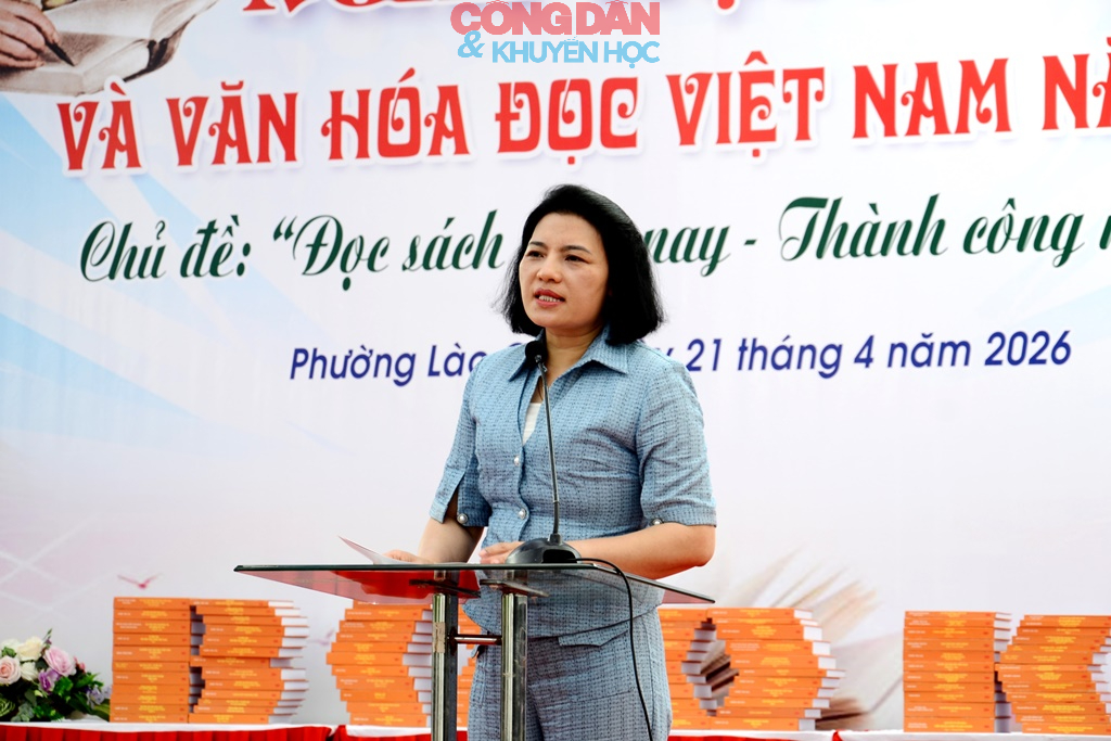 Tưng bừng &ldquo;Ng&agrave;y hội S&aacute;ch v&agrave; Văn h&oacute;a đọc&rdquo; ở phường L&agrave;o Cai - Ảnh 2.