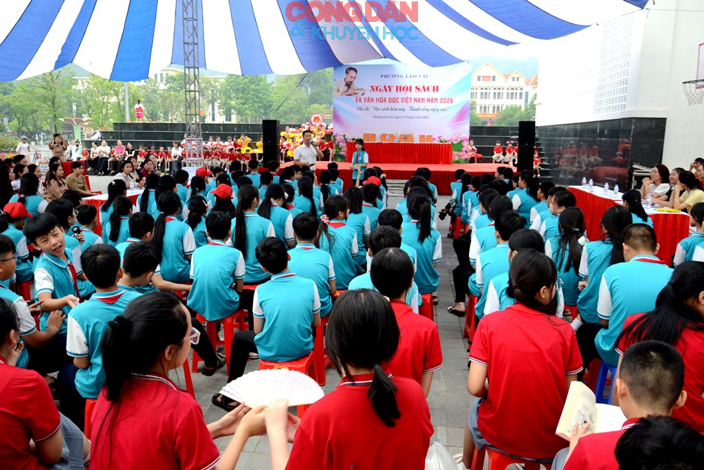 Tưng bừng &ldquo;Ng&agrave;y hội S&aacute;ch v&agrave; Văn h&oacute;a đọc&rdquo; ở phường L&agrave;o Cai - Ảnh 4.