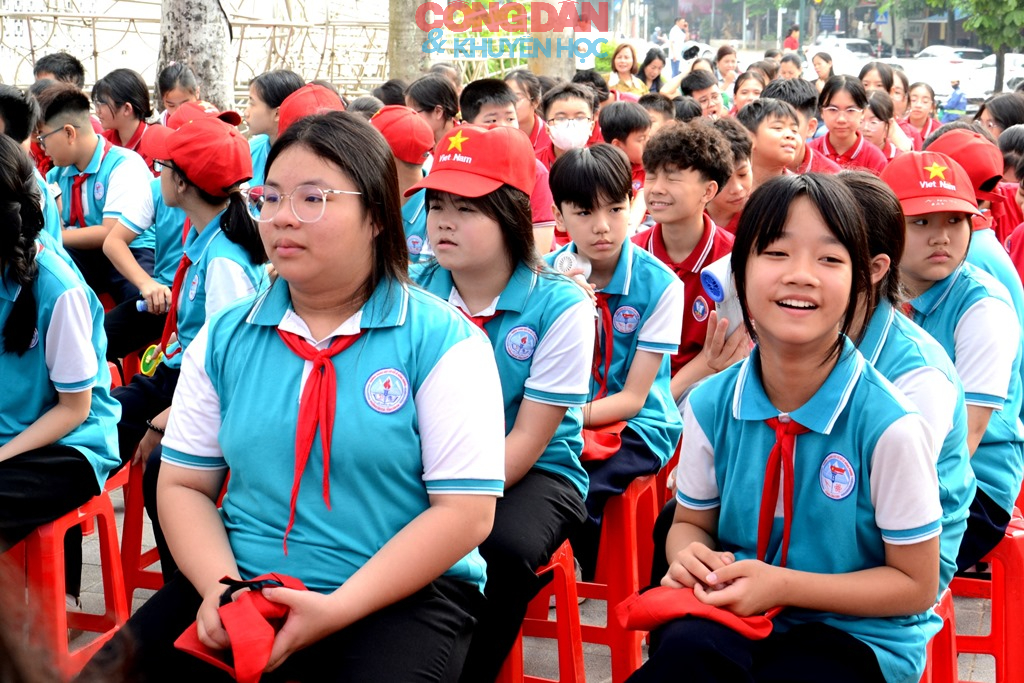 Tưng bừng &ldquo;Ng&agrave;y hội S&aacute;ch v&agrave; Văn h&oacute;a đọc&rdquo; ở phường L&agrave;o Cai - Ảnh 10.