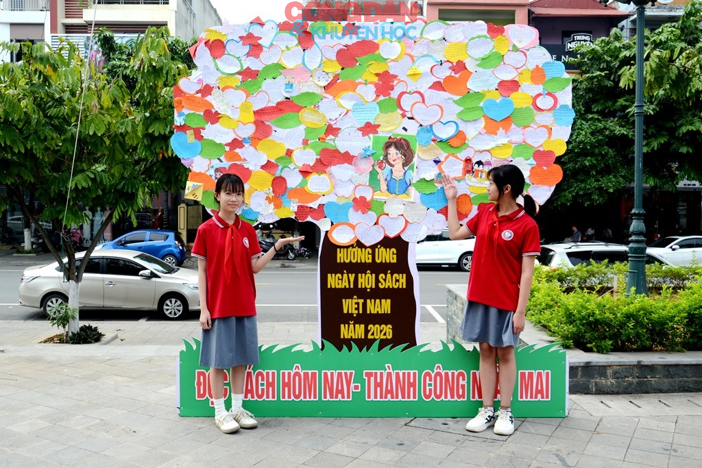 Tưng bừng &ldquo;Ng&agrave;y hội S&aacute;ch v&agrave; Văn h&oacute;a đọc&rdquo; ở phường L&agrave;o Cai - Ảnh 15.