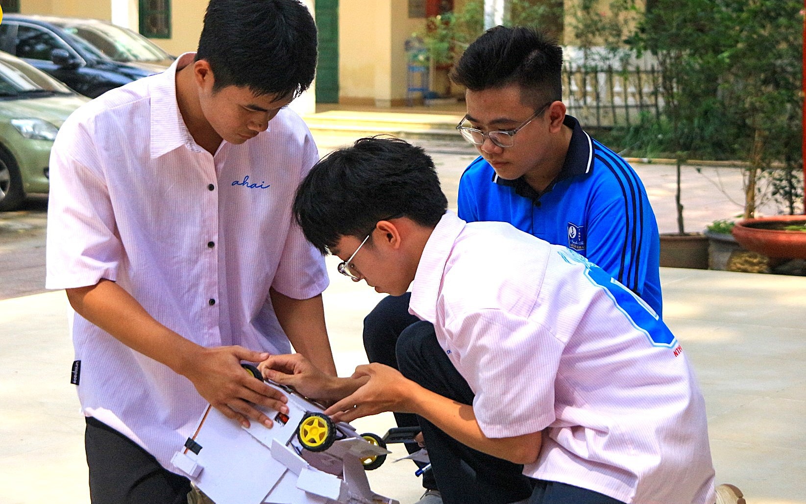 Nhịp trống khai trường và mệnh lệnh "thực chất" - Ảnh 4.