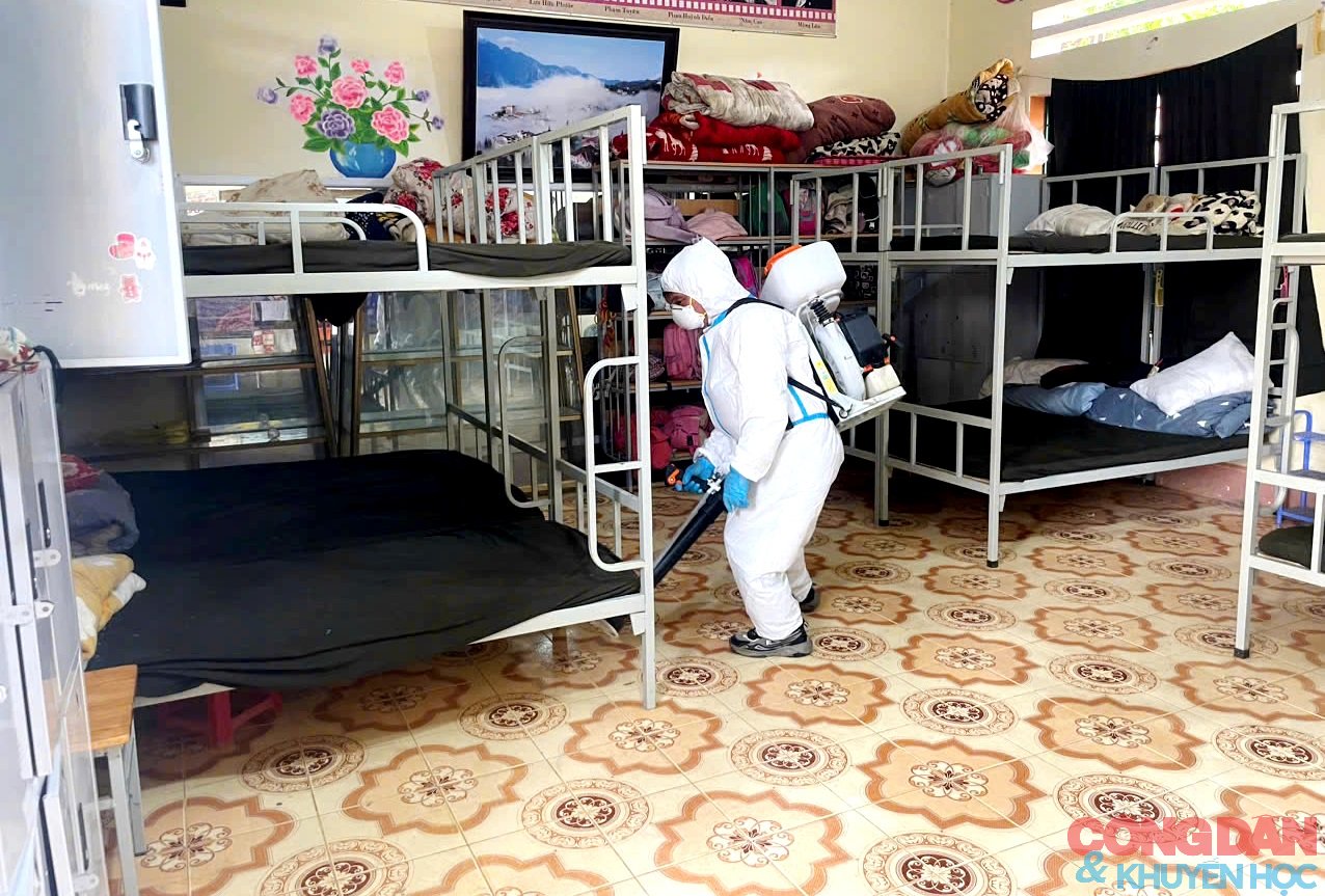 Sa Pa khoanh v&ugrave;ng, dập tắt bệnh thủy đậu b&ugrave;ng ph&aacute;t trong học sinh - Ảnh 2.