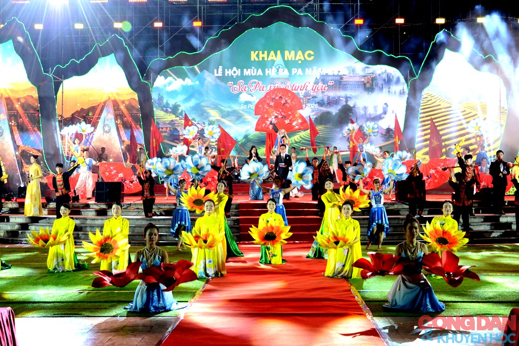 Lễ hội m&ugrave;a h&egrave; Sa Pa ch&agrave;o đ&oacute;n du kh&aacute;ch - Ảnh 6.