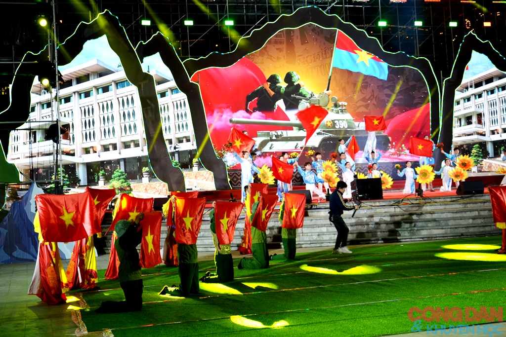 Lễ hội m&ugrave;a h&egrave; Sa Pa ch&agrave;o đ&oacute;n du kh&aacute;ch - Ảnh 7.