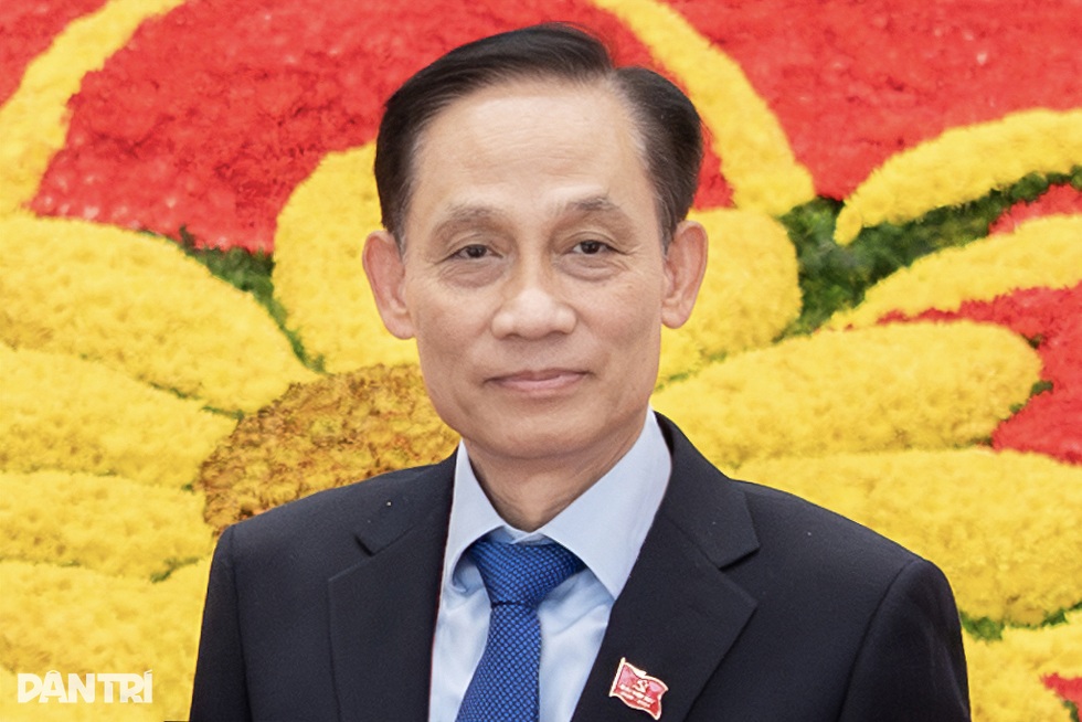 Danh s&aacute;ch 17 bộ trưởng, trưởng ng&agrave;nh của Ch&iacute;nh phủ kh&oacute;a mới - Ảnh 6.