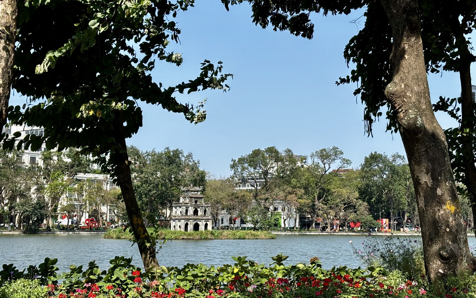 Xuất hiện nắng n&oacute;ng gay gắt đến đặc biệt gay gắt - Ảnh 1.