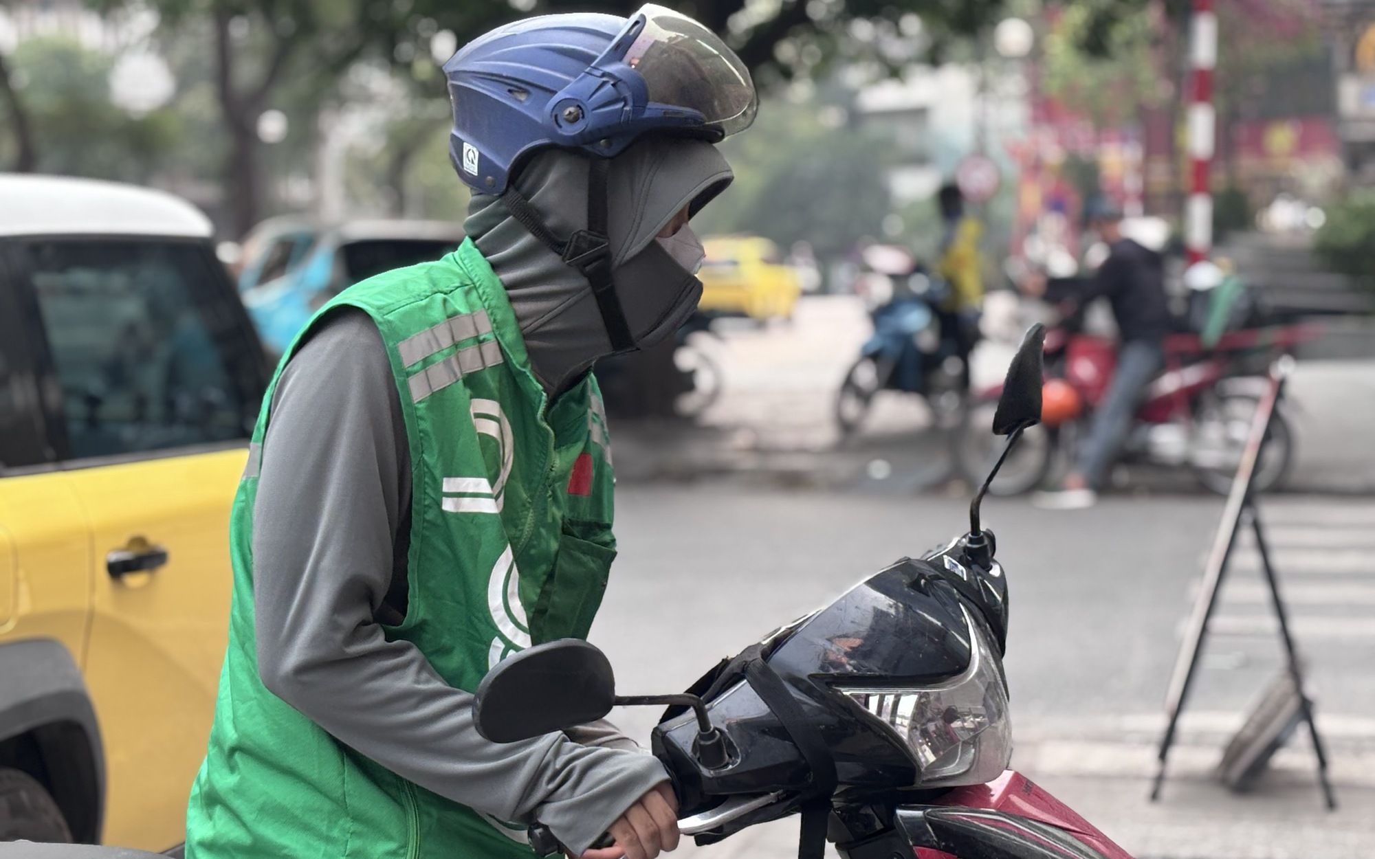 D&ugrave;ng điện đ&uacute;ng m&ugrave;a nắng n&oacute;ng: Vừa tiết kiệm, vừa bền thiết bị - Ảnh 1.