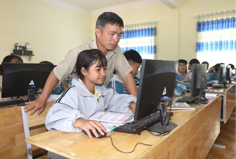 Khi học ph&iacute; đại học trở th&agrave;nh lưới lọc cơ hội- Ảnh 9.