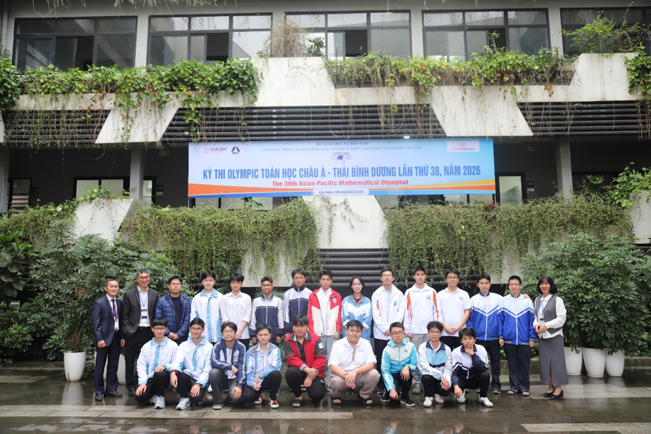 Học sinh Việt Nam gi&agrave;nh Huy chương V&agrave;ng Olympic To&aacute;n học ch&acirc;u &Aacute; - Th&aacute;i B&igrave;nh Dương lần thứ 38 - Ảnh 1.