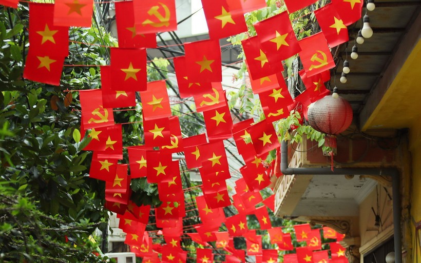 Bảo đảm an to&agrave;n giao th&ocirc;ng cho học sinh dịp nghỉ Lễ, khai trường - Ảnh 1.