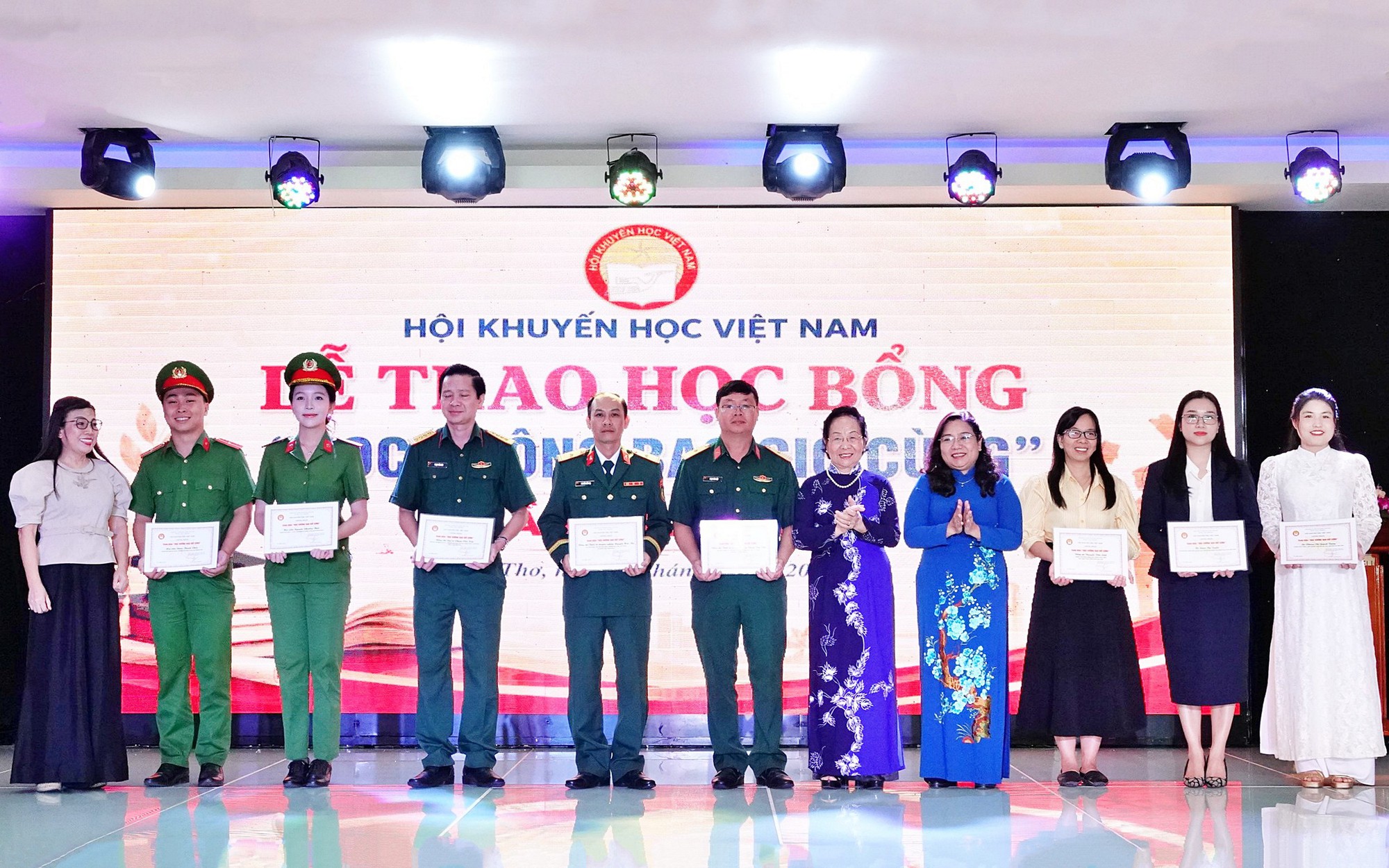 Học kh&ocirc;ng bao giờ c&ugrave;ng: Mệnh lệnh h&agrave;nh động trong kỷ nguy&ecirc;n mới - Ảnh 2.