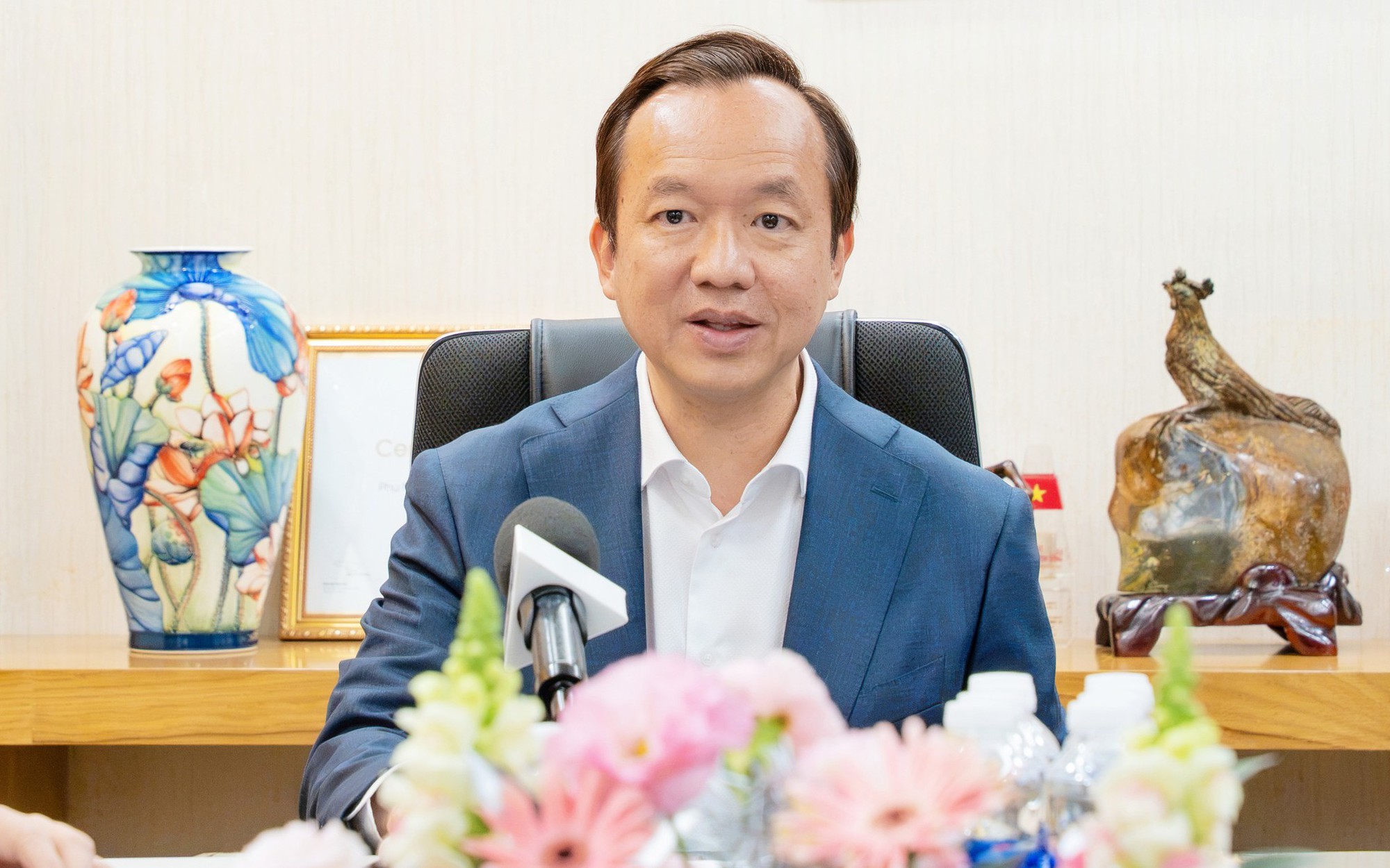 Cổ phiếu PNJ giảm hơn 60% thị giá so với đỉnh - Ảnh 1.