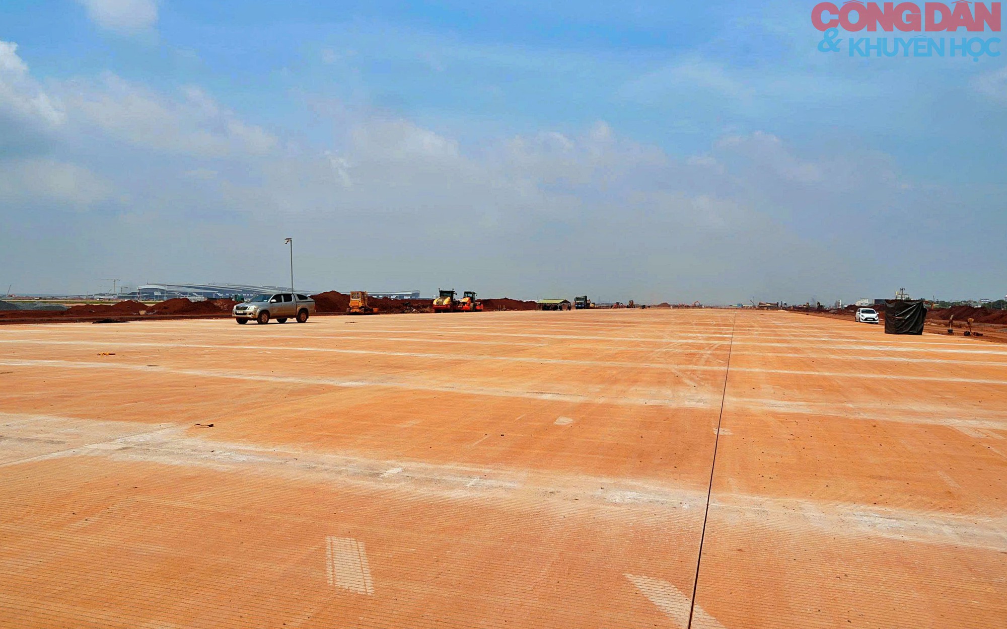 H&igrave;nh ảnh mới nhất về đường cất hạ c&aacute;nh thứ 2 s&acirc;n bay Long Th&agrave;nh, Th&agrave;nh phố Đồng Nai - Ảnh 11.