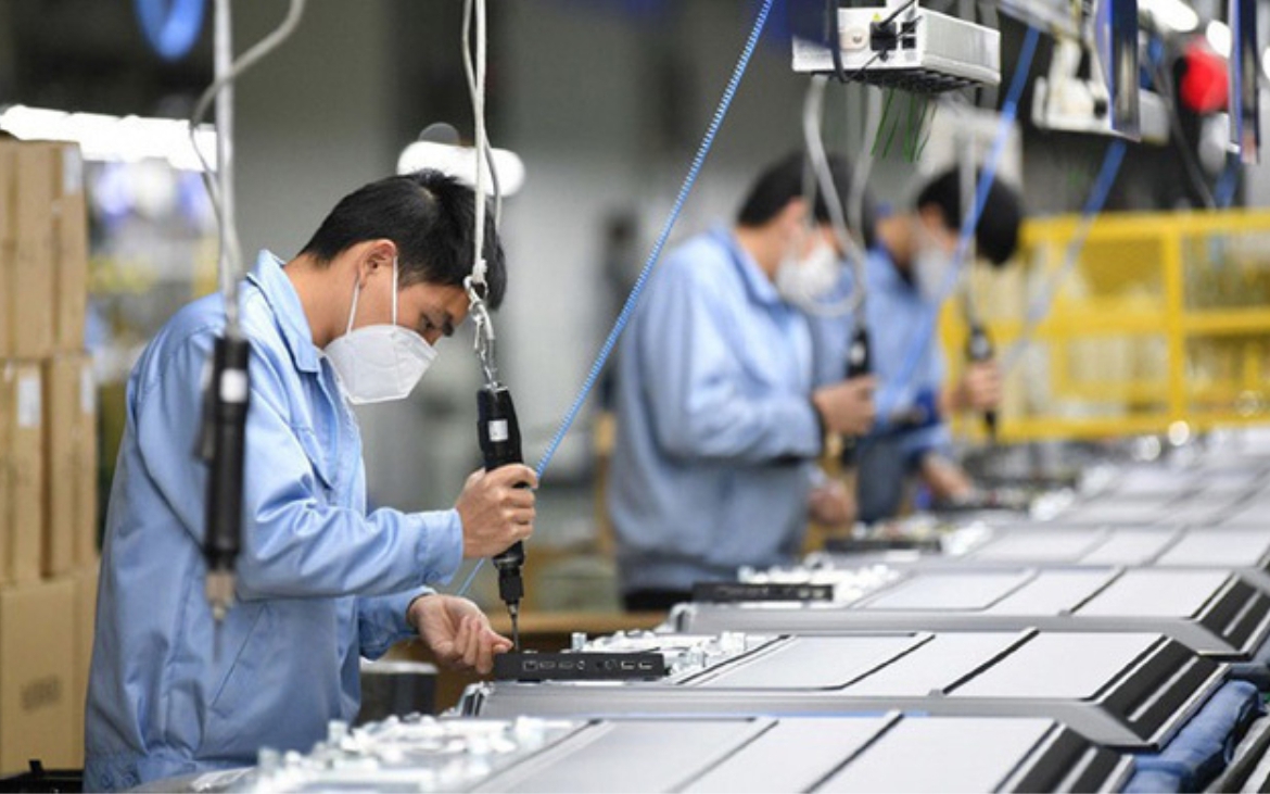 Doanh nghiệp "điểm danh" tại Top 50 c&ocirc;ng ty đại ch&uacute;ng uy t&iacute;n v&agrave; hiệu quả - Ảnh 2.