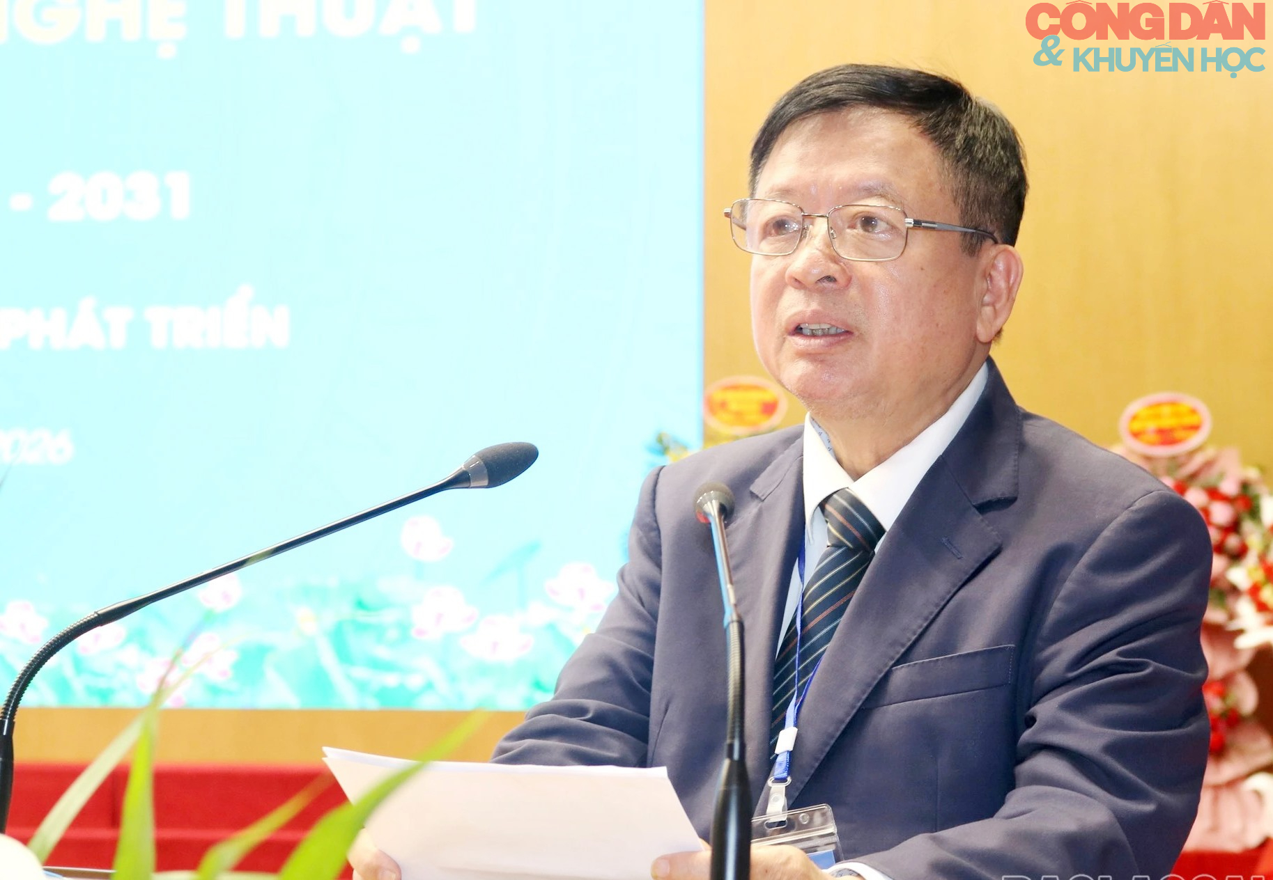 Văn học - Nghệ thuật Lào Cai hướng về nhân dân, gìn giữ bản sắc trong đời sống mới - Ảnh 4.
