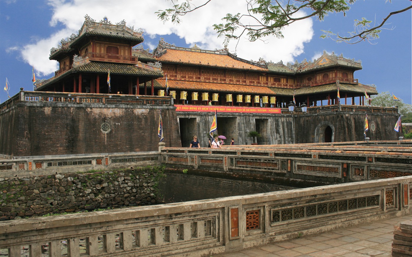 Khám phá miền Trung với tàu di sản Huế - Phong Nha giảm tới 50% - Ảnh 1.