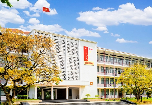 31 thí sinh chuyên Tuyên Quang đỗ Đại học Bách khoa Hà Nội - Ảnh 1.